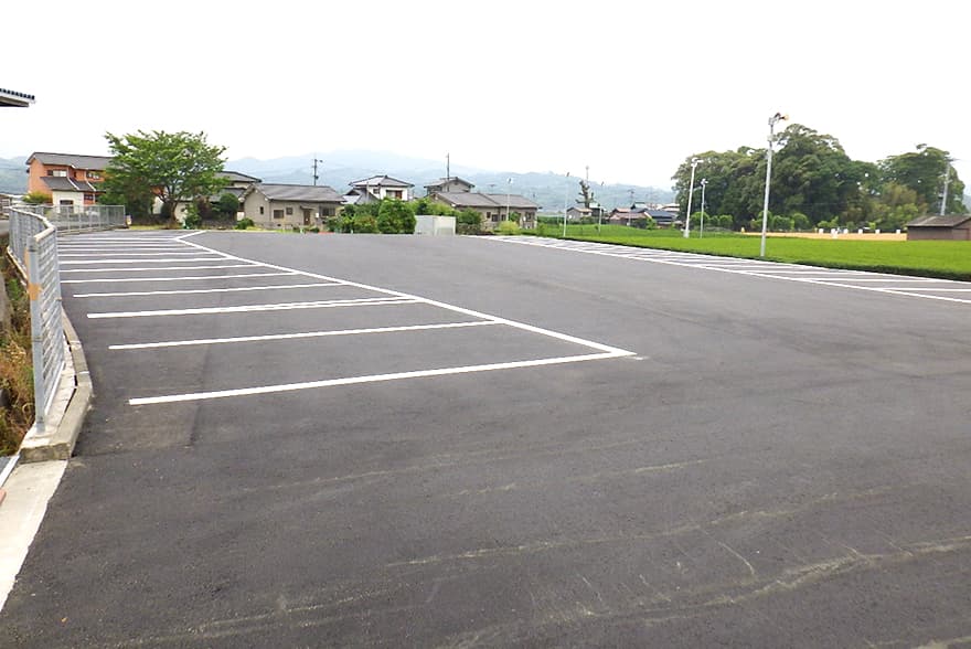 JAふくおか八女東支店駐車場