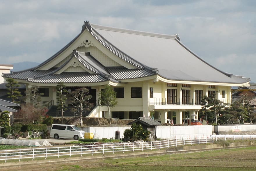 http://久留米市%20天理教%20宮の陣分教会神殿